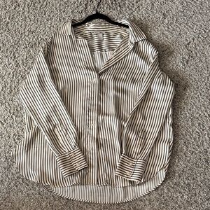 H&M Men's Black and White Striped Shirt